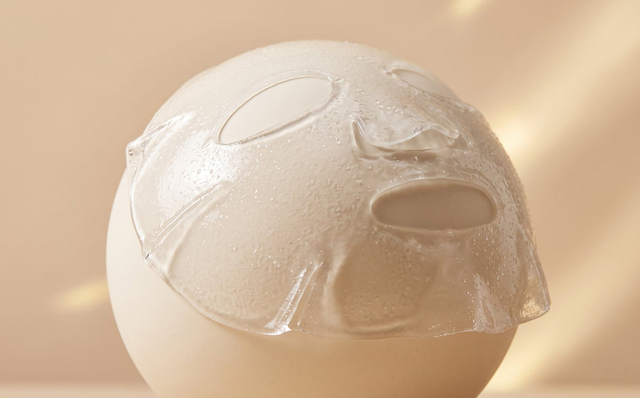 Mascarilla transparente tras absorberse los activos